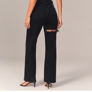 Abercrombie & Fitch curve love high rise 90s relaxed jeans with cut out